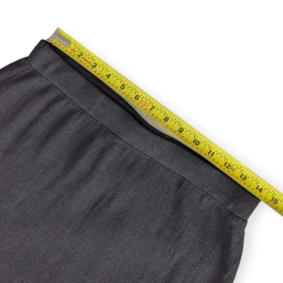 ST JOHN CAVIAR Mid length knit santana slim fit skirt SZ 8 - Picture 2 of 7
